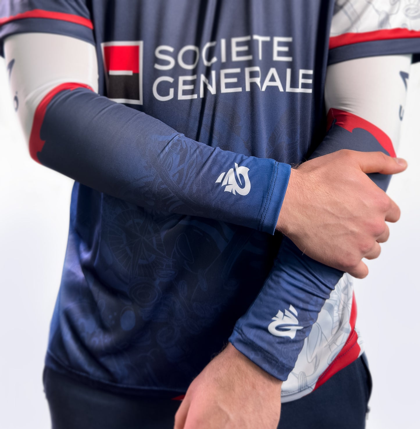 Sleeves 2025